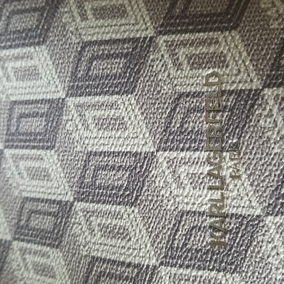 Karl Lagerfeld Paris White Adele Bucket Bag - Picture 11 of 13